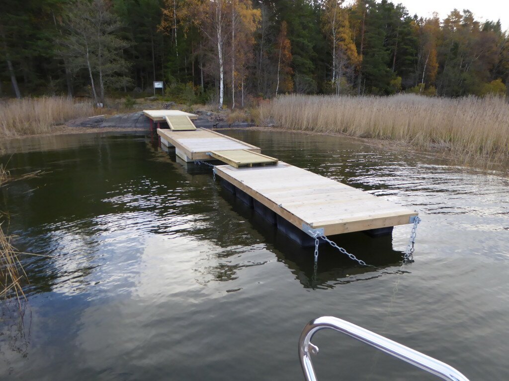 Östra Moviken (nya bryggan)